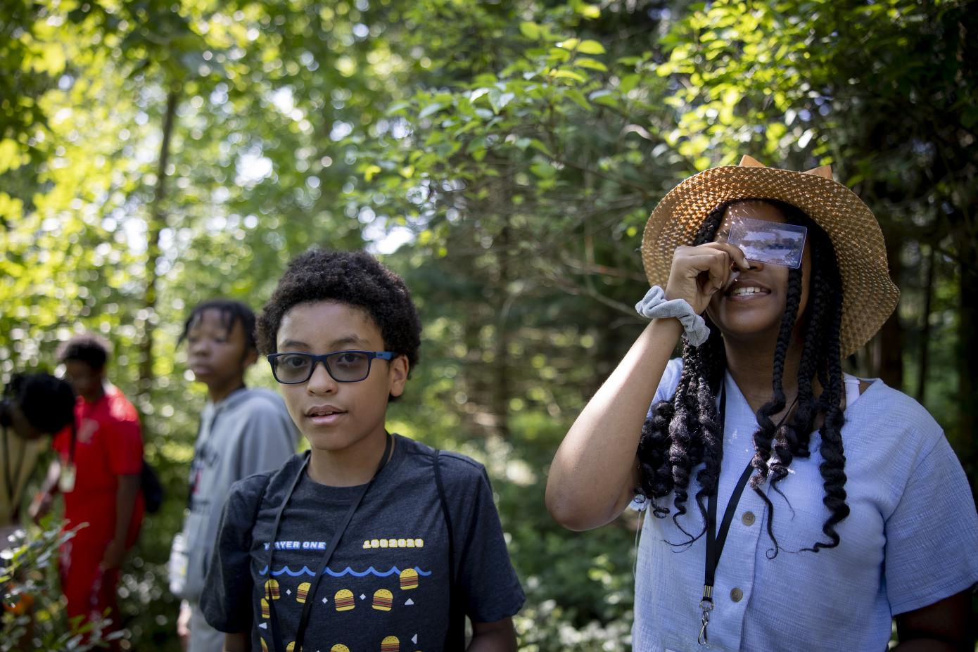 Two students on a tour of the botanical garden