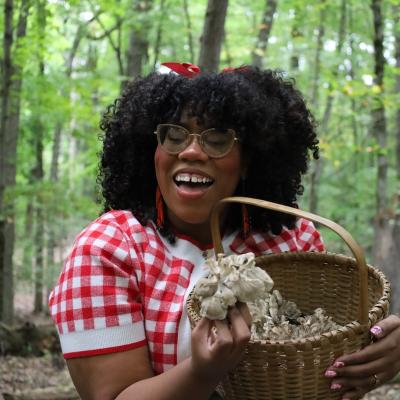 Alexis Nikole Nelson (Black Forager) 